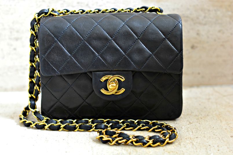 Chanel vintage 2.55 mini