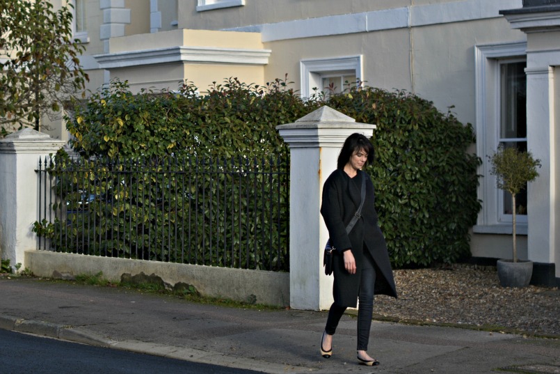 Maje dark navy coat | French Connection navy belted cardigan | Whistles super skinny stretch dark enim jeans | Chanel CC black toe ballet flats | Anya Hindmarch cross body bag