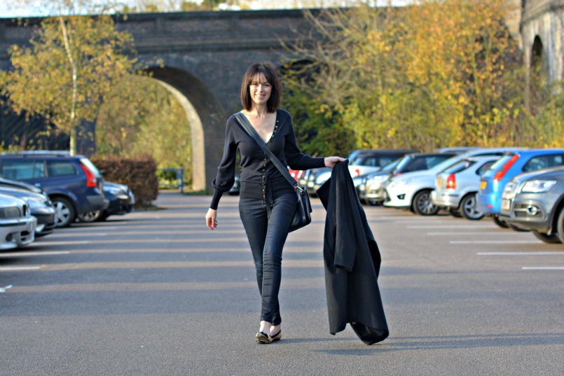 Maje dark navy coat | French Connection navy belted cardigan | Whistles super skinny stretch dark enim jeans | Chanel CC black toe ballet flats | Anya Hindmarch cross body bag