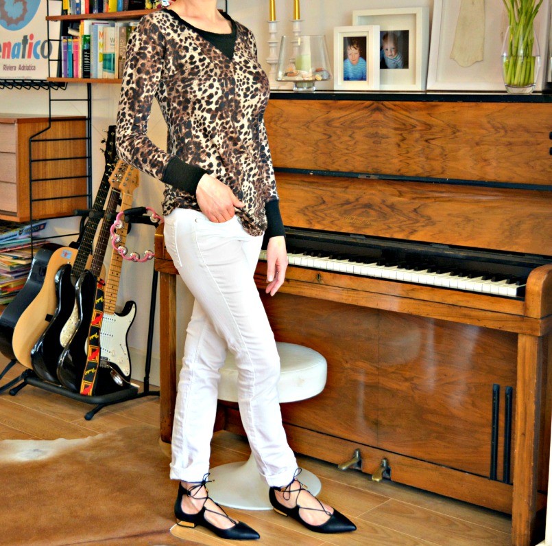 Isabel Marant dress | White Company jeans | Jessica Buurman shoes