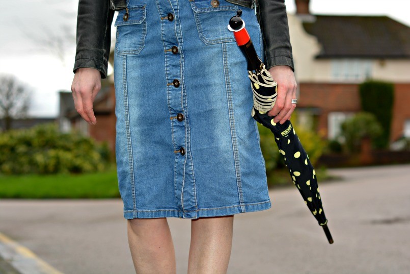 Thrifted button through denim pencil skirt