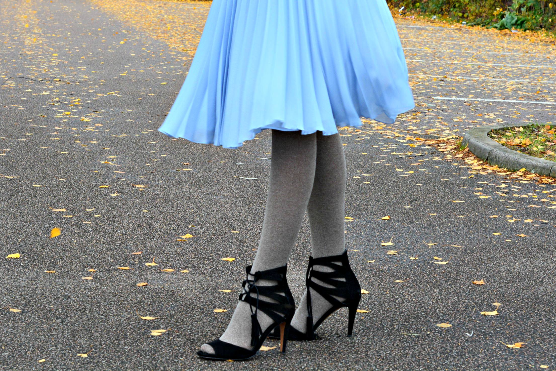 Blue skirt outfit winter cheap