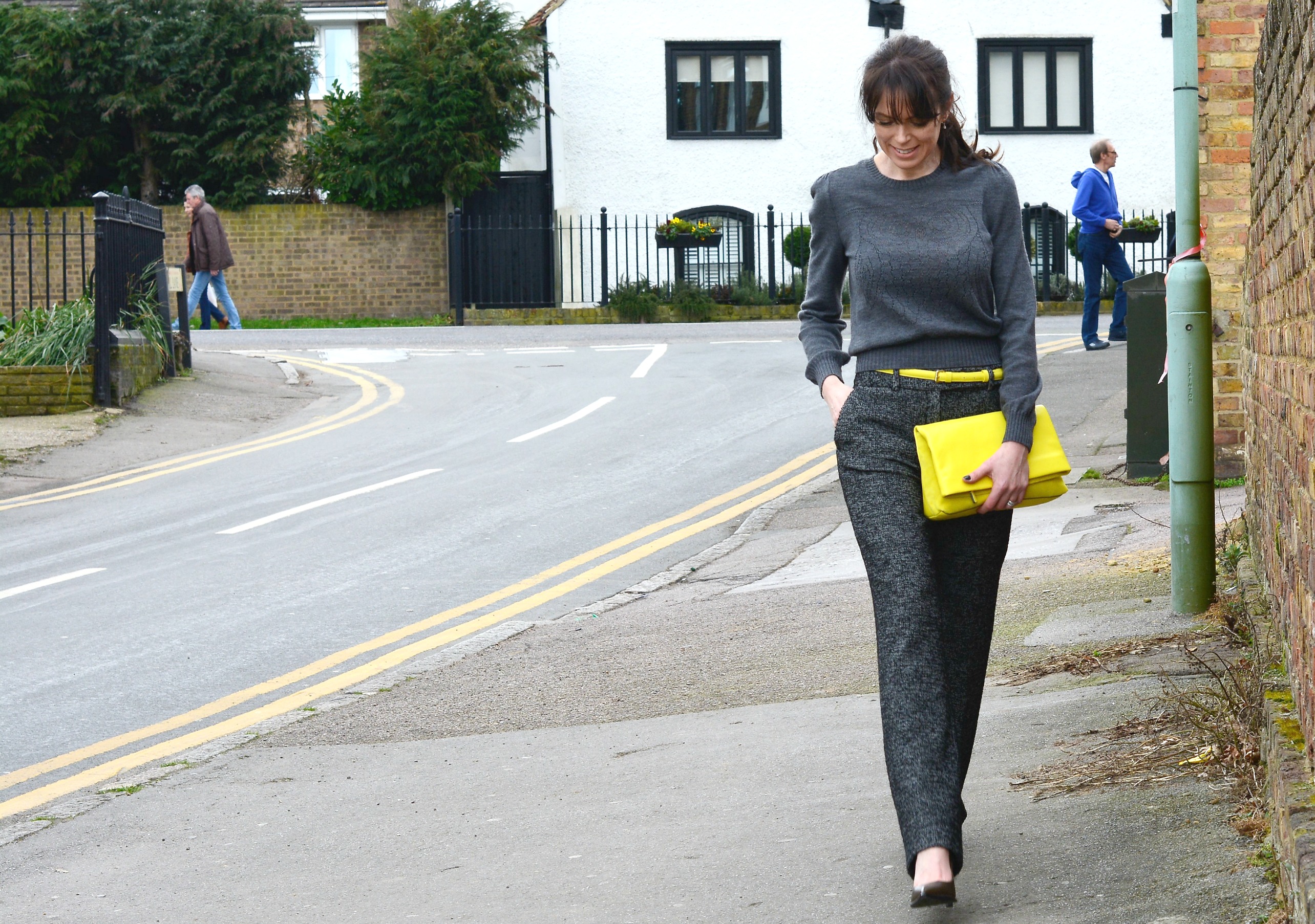 yellow jaeger statement handbag