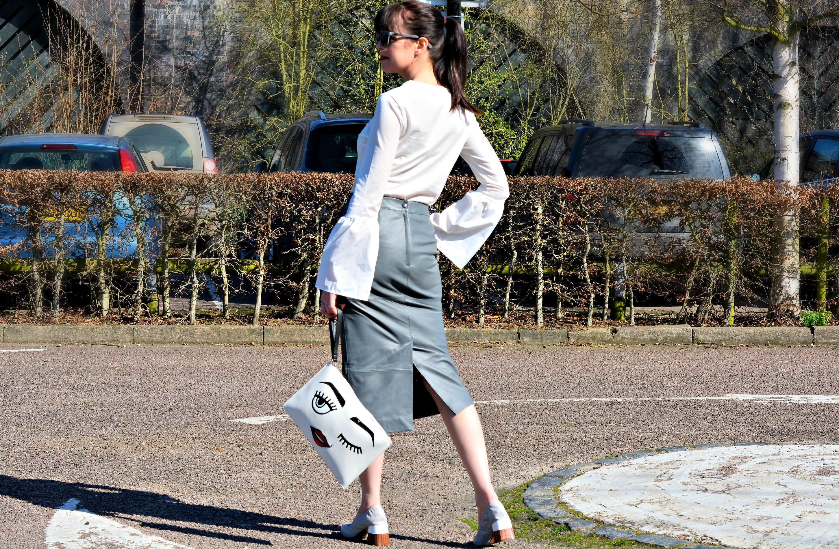 white statement sleeves top FinerLondon| grey leather skirt UrbanCode | grey shoes Zara - How to colour block