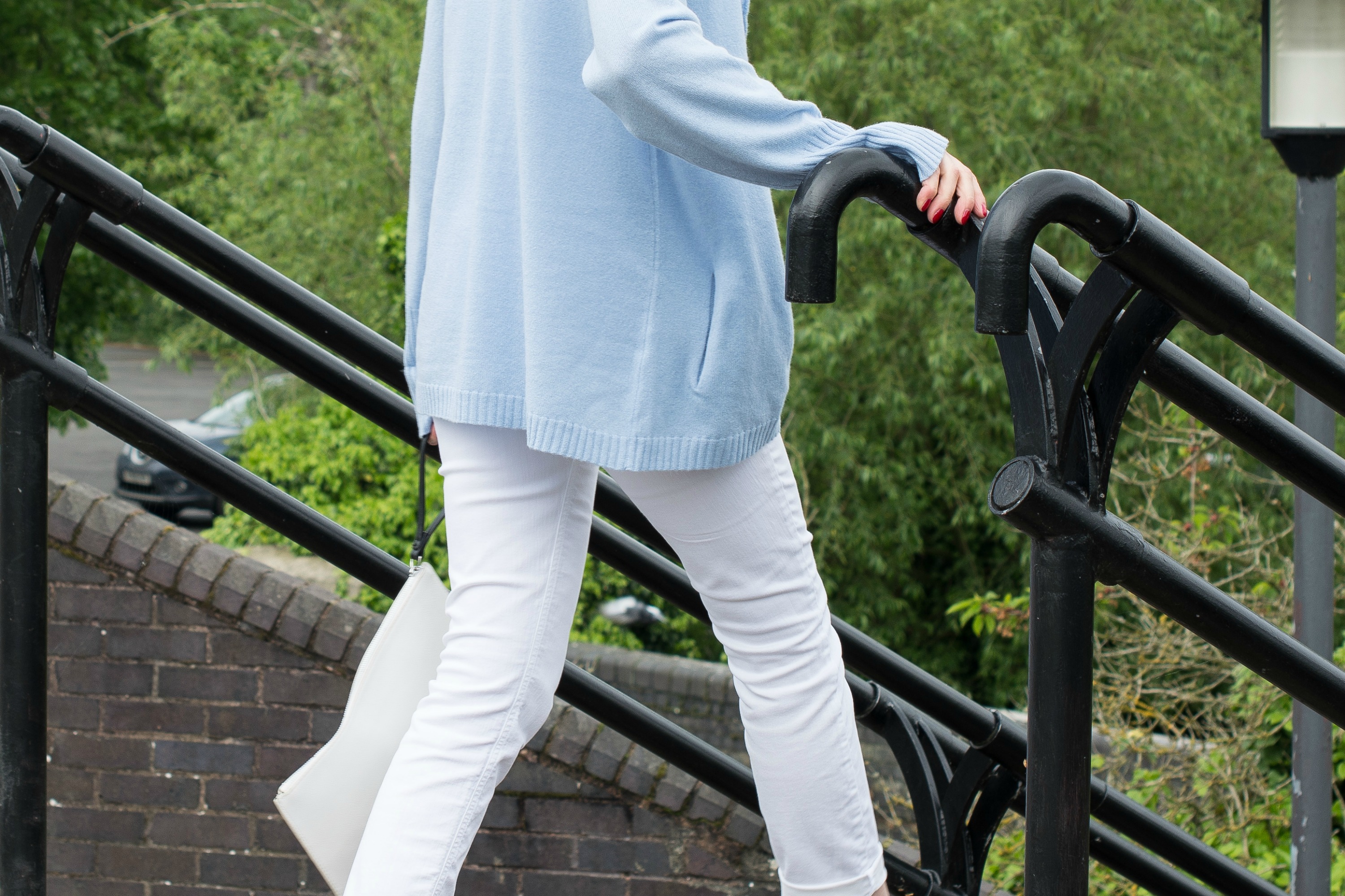 blue cashmere cardigan with white jeans and white t shirt