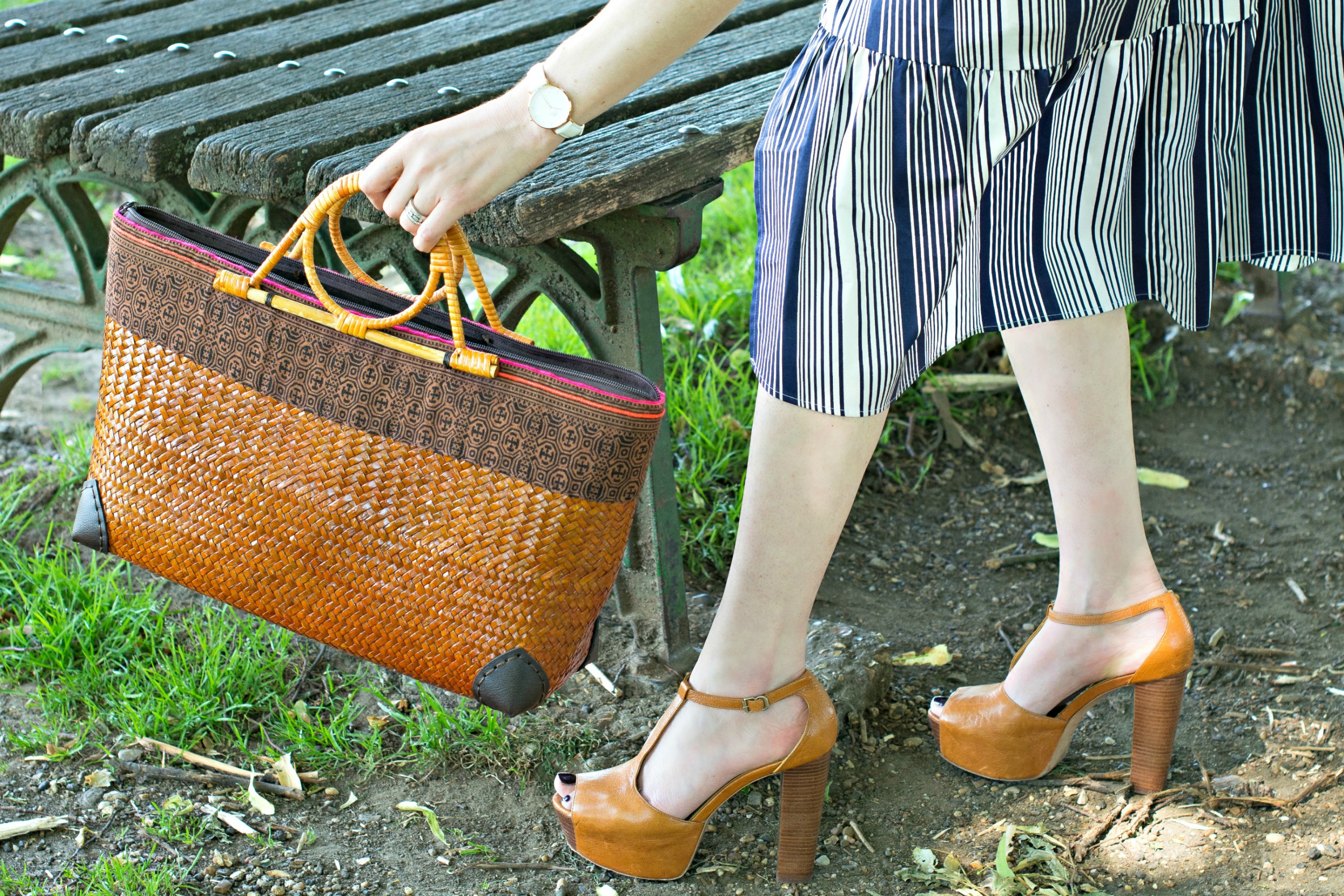 How to work a new trend in your own style | Basket bags and ruffles