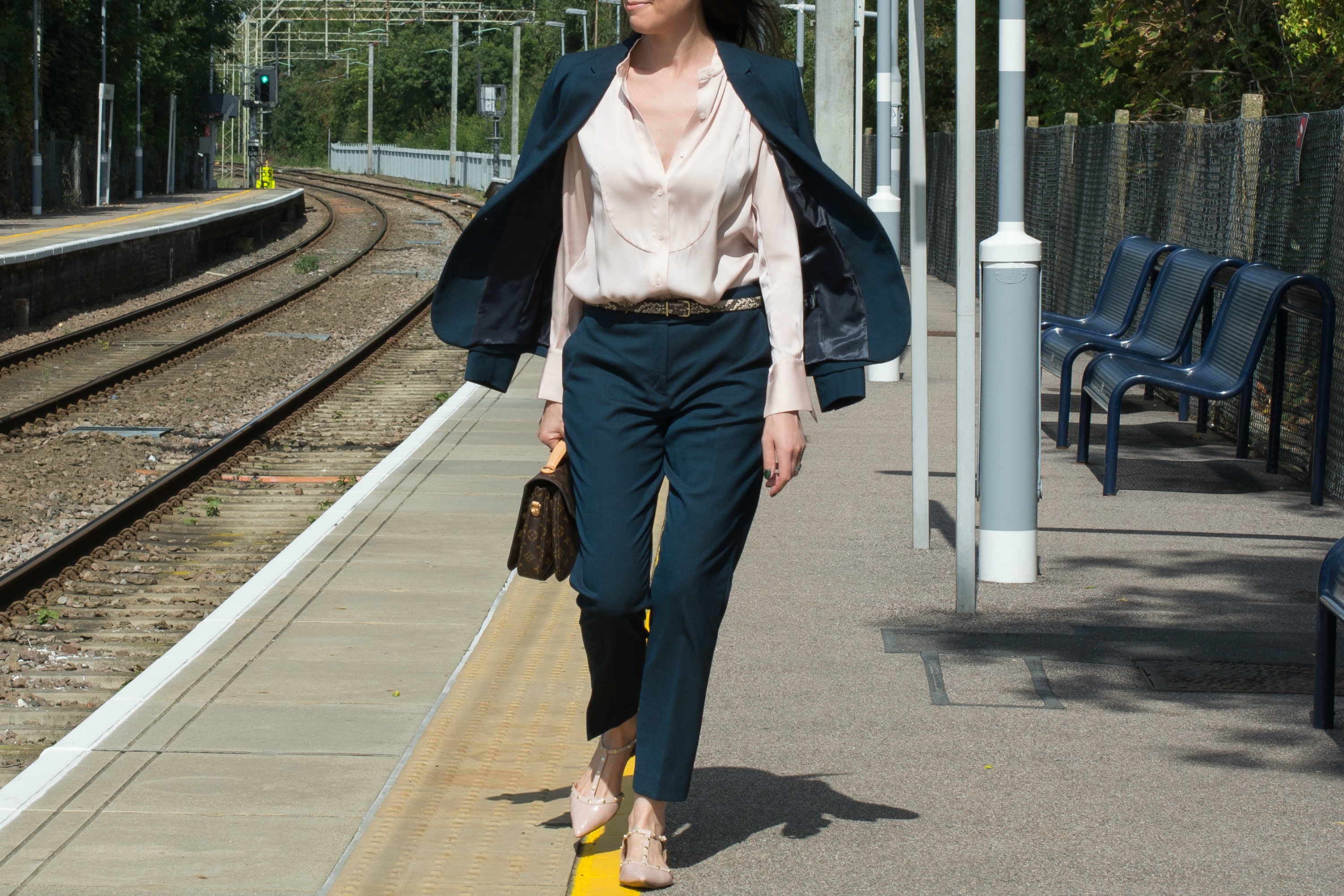 the trouser suit is my desk to dinner winner