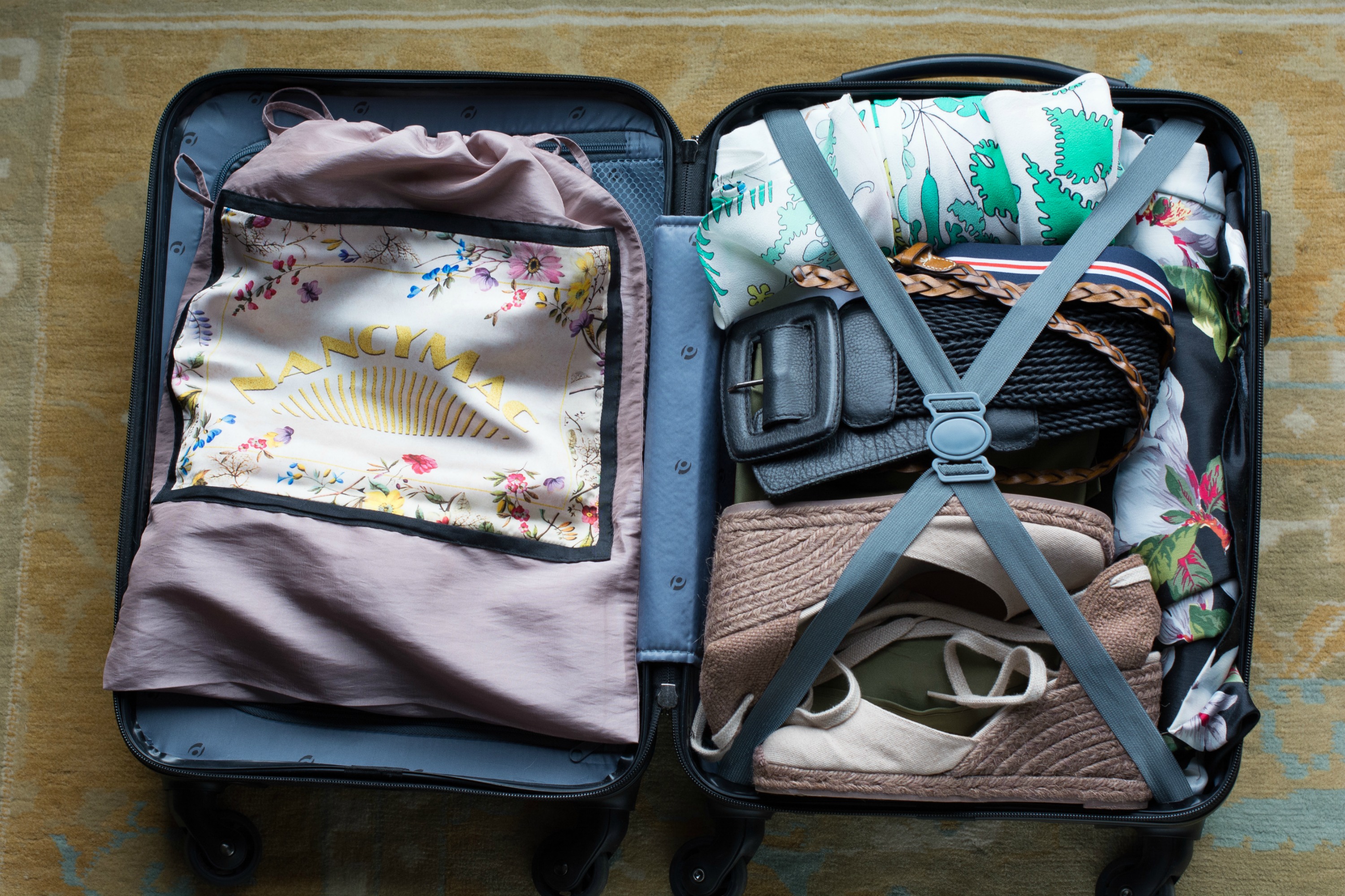 how-to-pack-for-3-days-away-with-just-a-carry-on