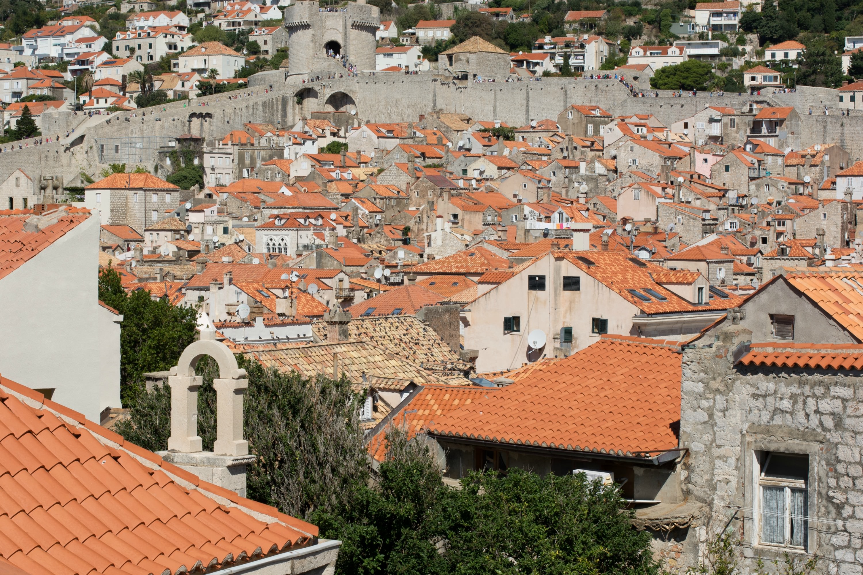 Dubrovnik city break the wall