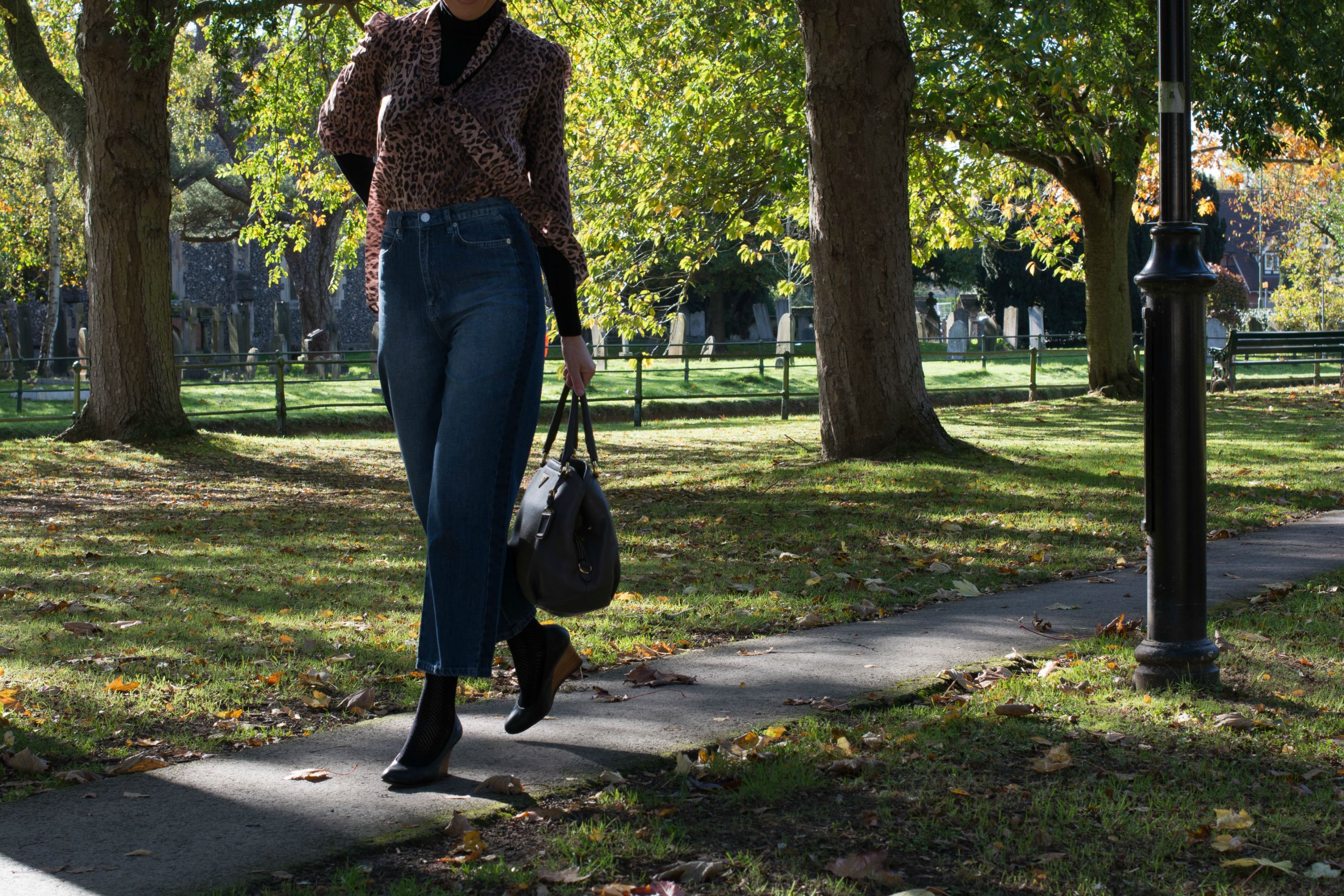 whistles-high-waisted-wide-leg-cropped-mom-jeans