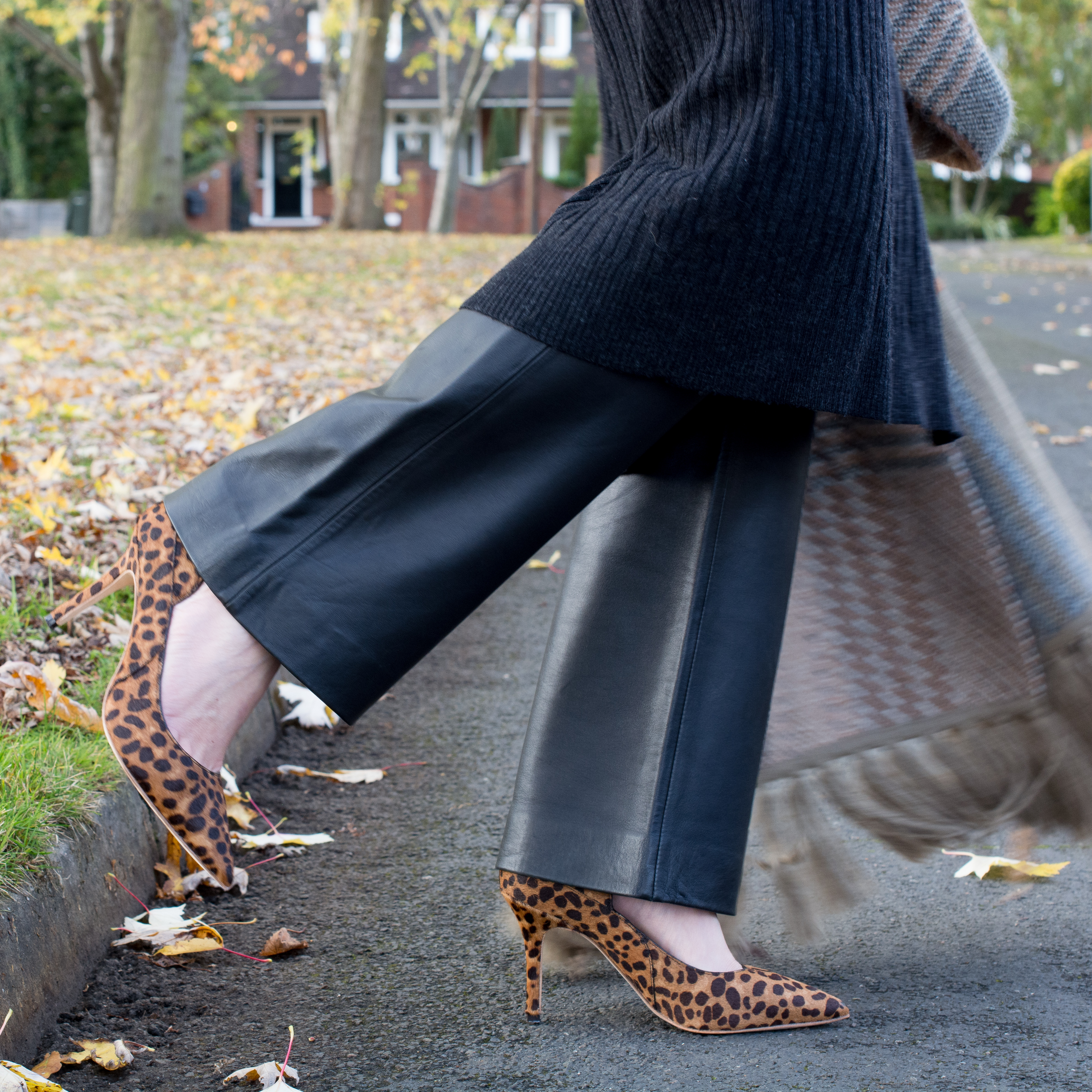 Boden-leopard-print-pony-hair-court-shoes