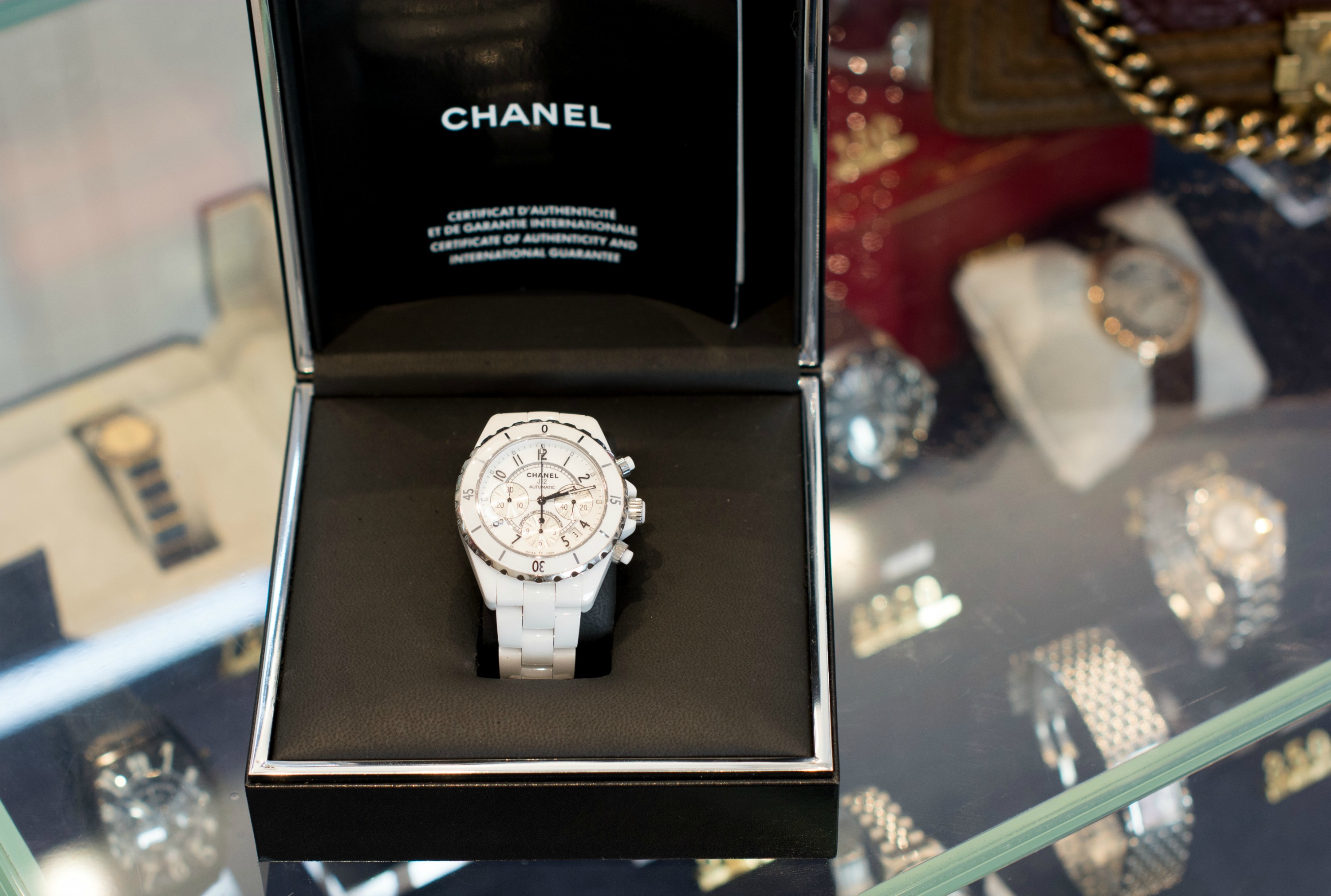 best-pre-loved-designer-chanel-watch-london