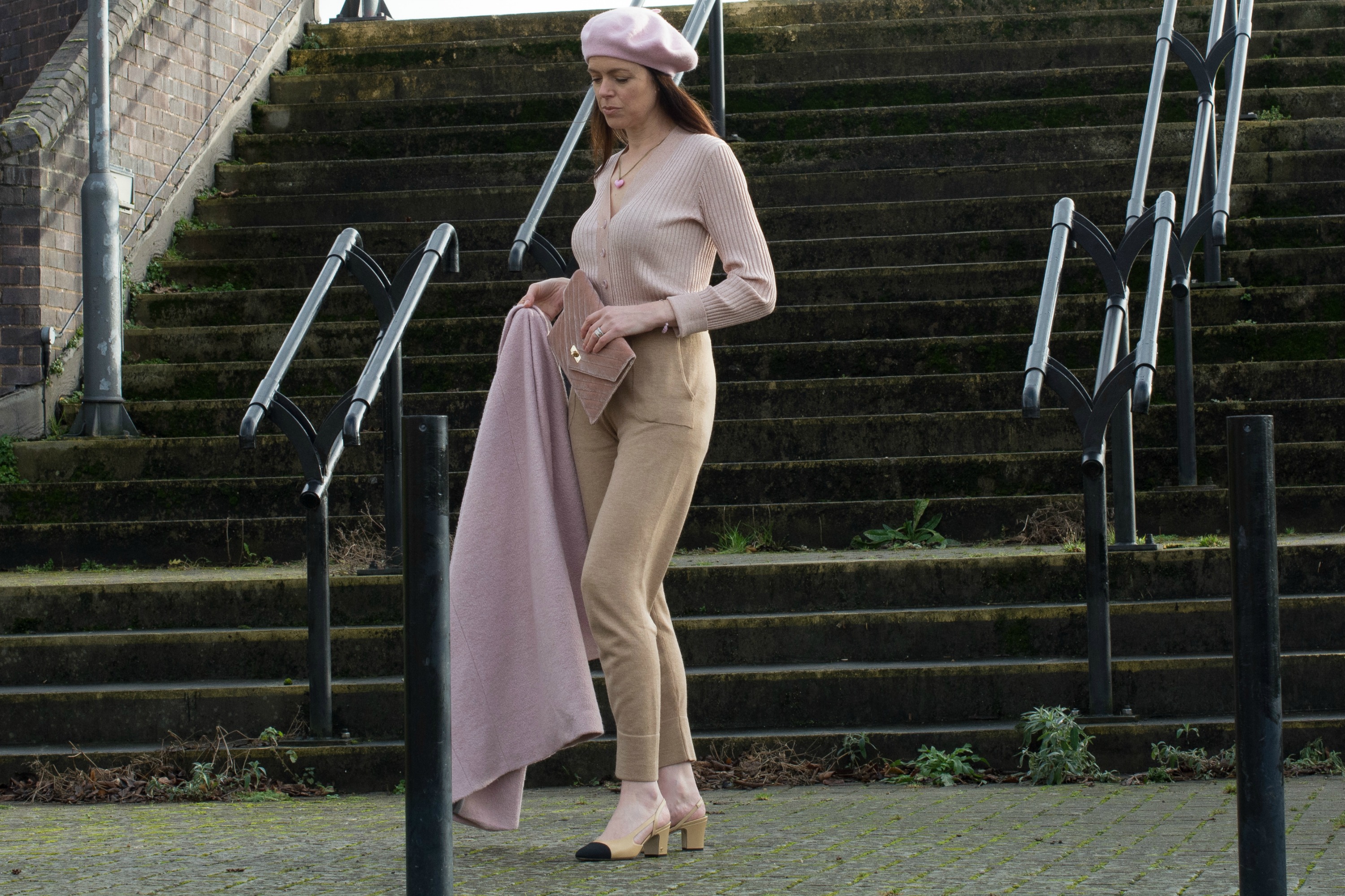 pink-topshop-beret-ganni-cardi-chanel-slingback-shoes