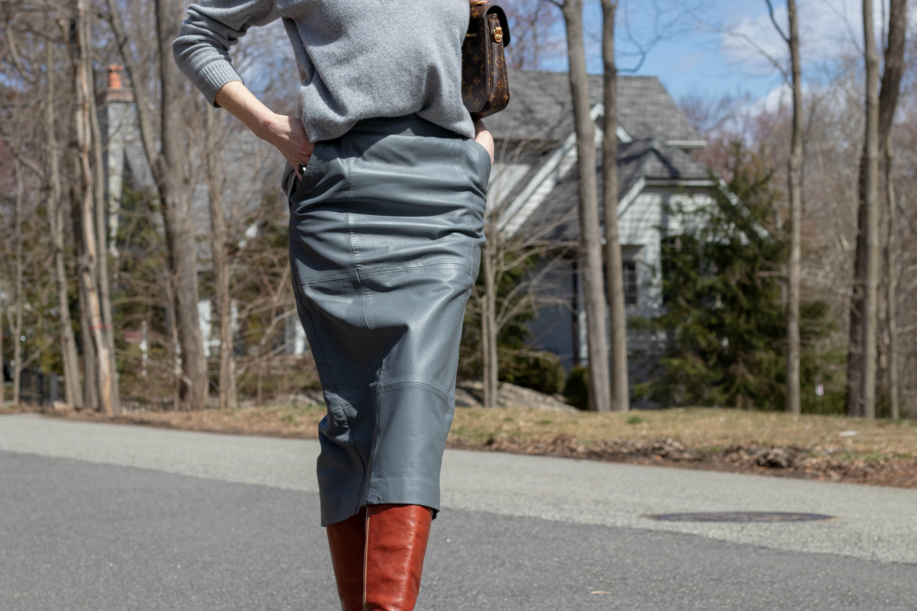 going-grey-cashmere-sweater-leather-skirt-tan-boots-chloe-bag-louis-vuitton-metis