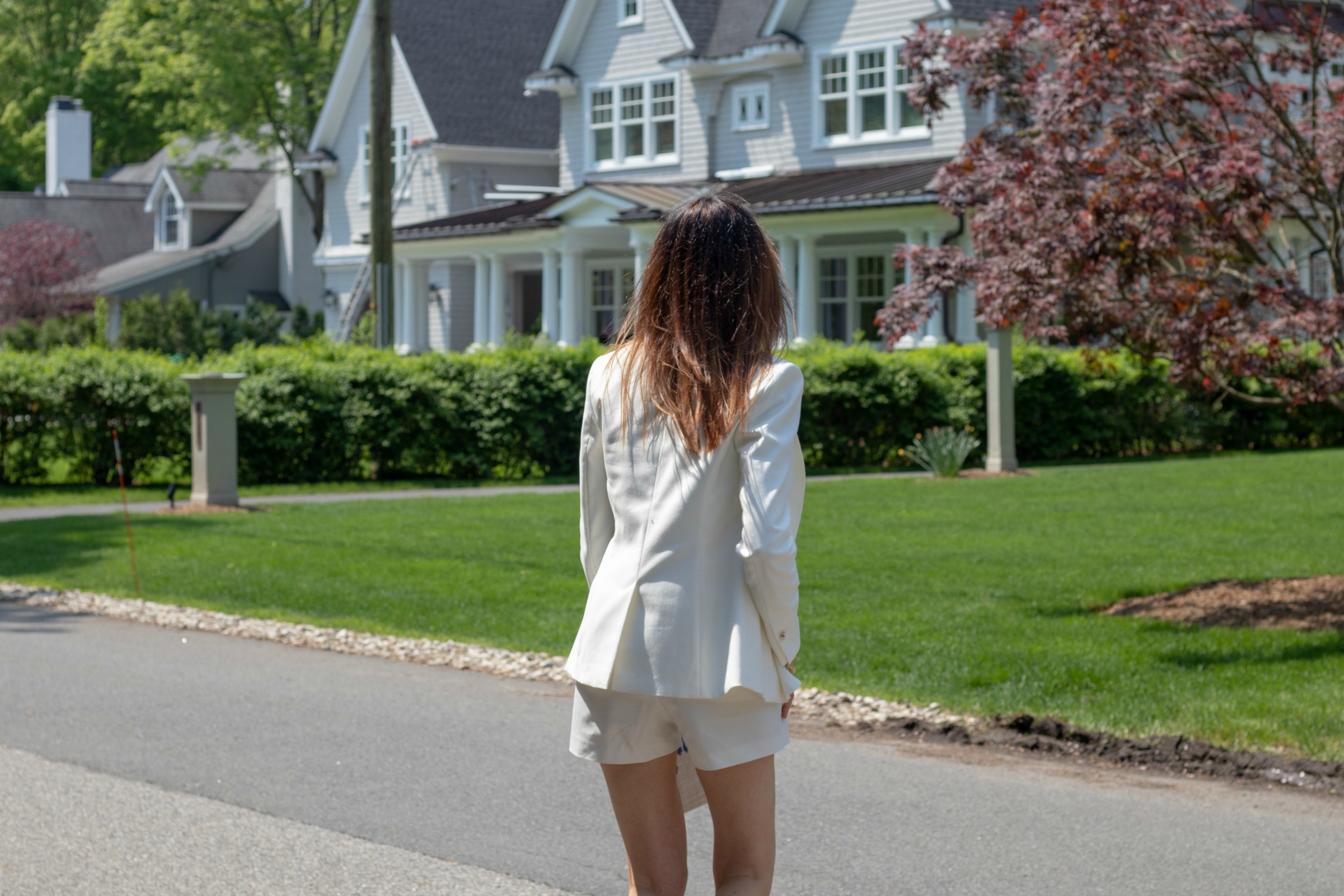 white-shorts-suit-straw-clutch