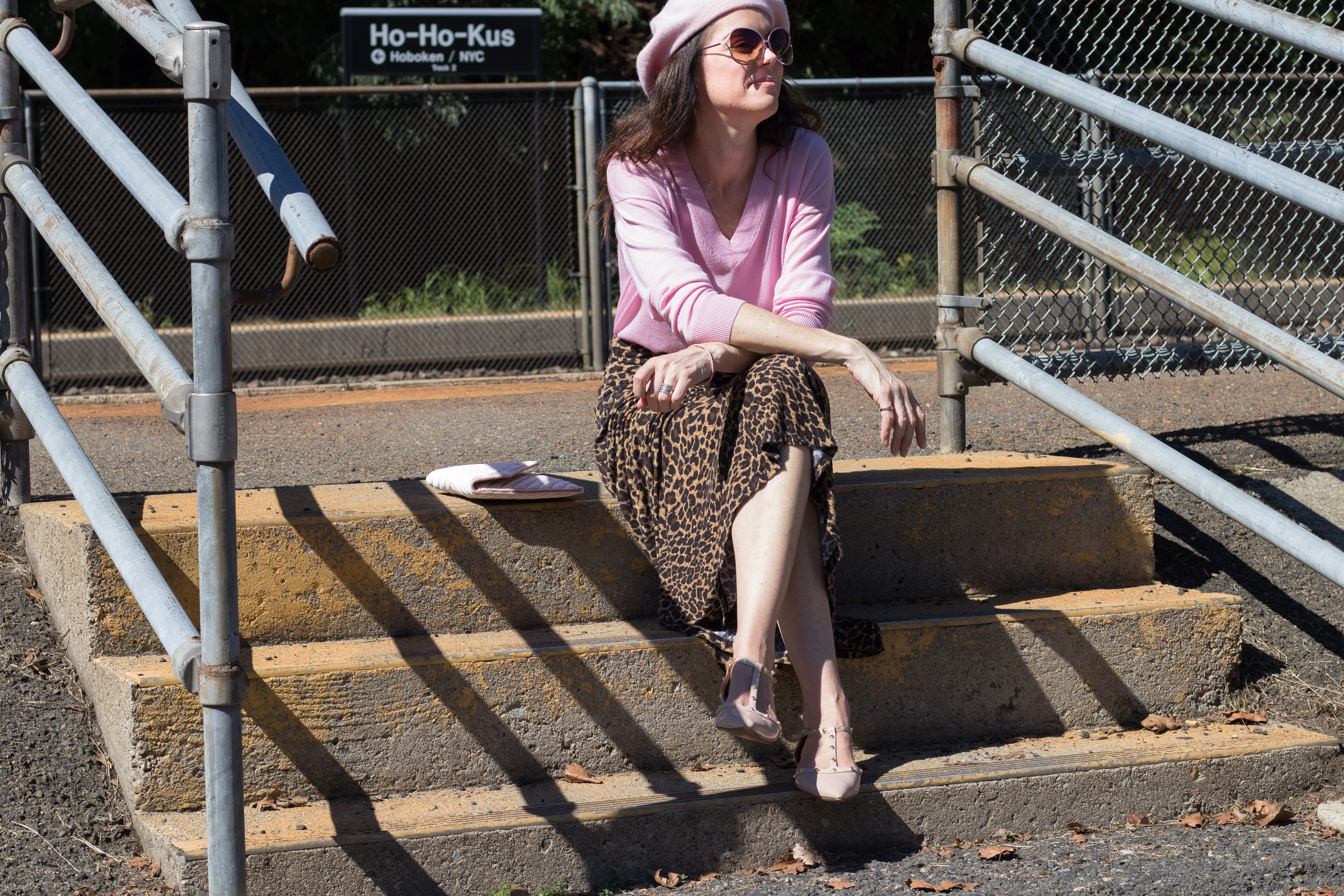 pink-cashmere-sweater-with-leopard-print-maxi-skirt