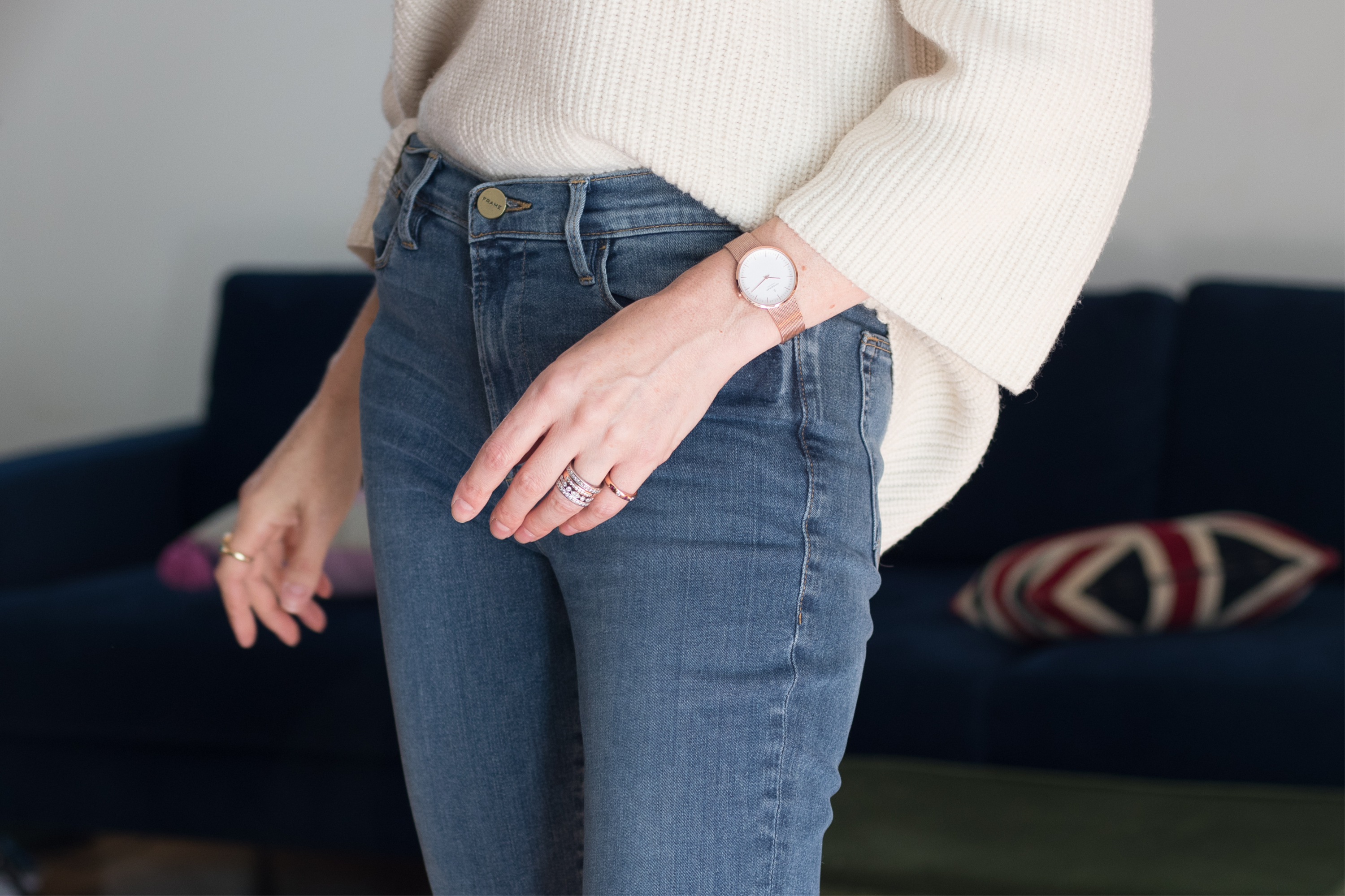 chunky-knit-jumper-tucked-into-waistband