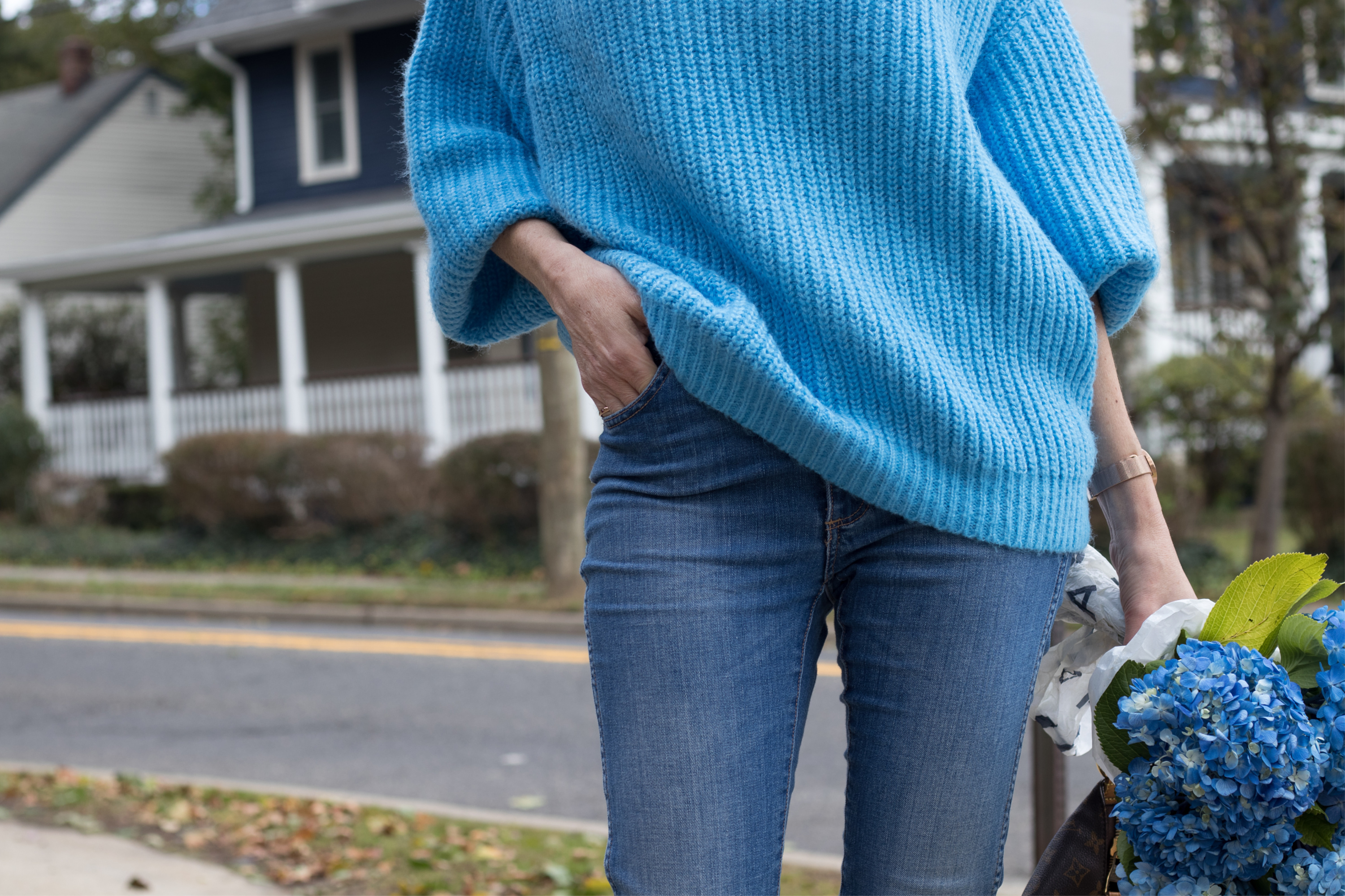 blue-and-brown-for-fall-mago-chunky-knit-jumper