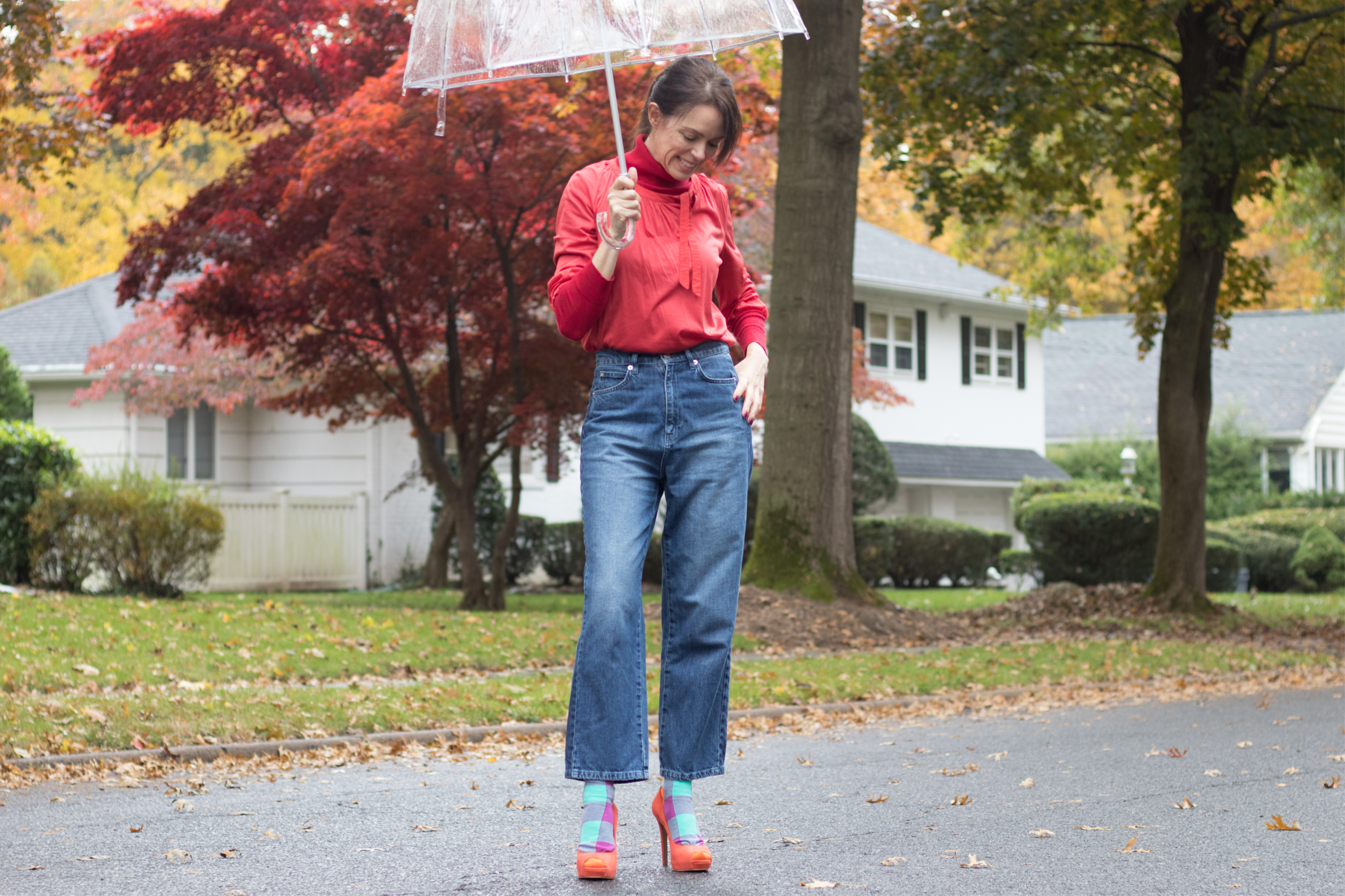 busted-jeans-are-so-over-high-rise-barrel-leg-jeans