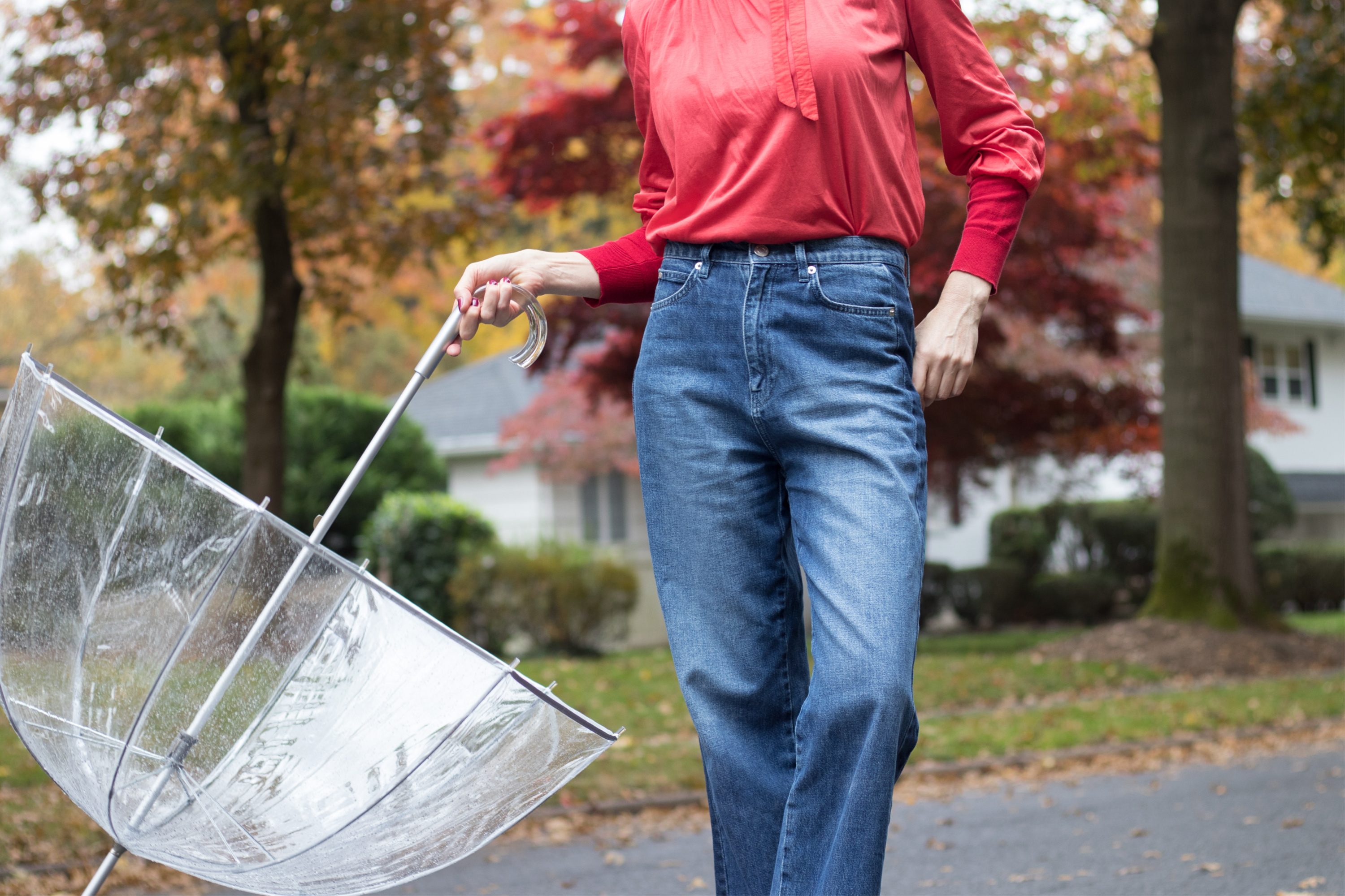 busted-jeans-are-so-over-high-rise-barrel-leg-jeans