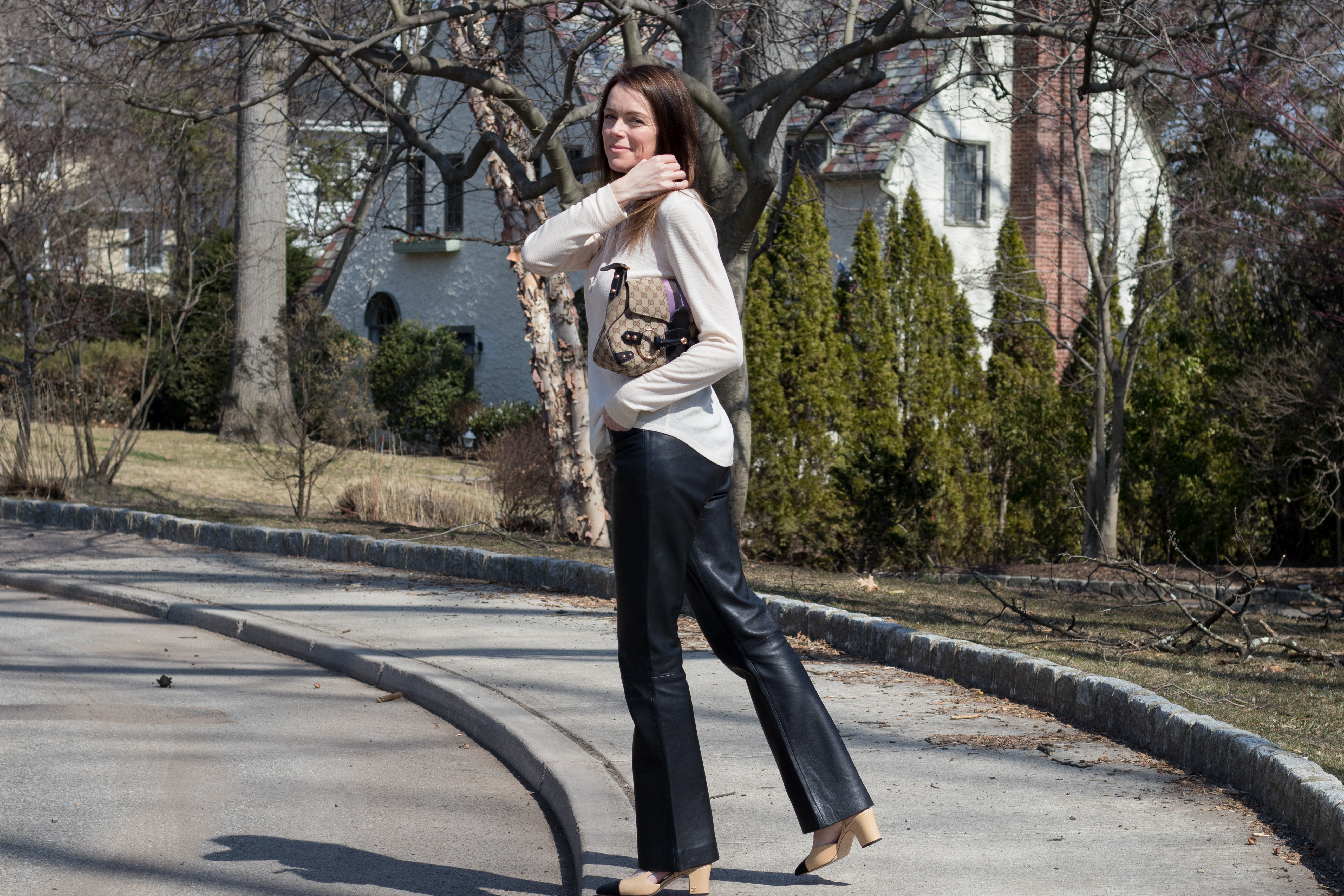 how-to-style-leather-pants-over-50