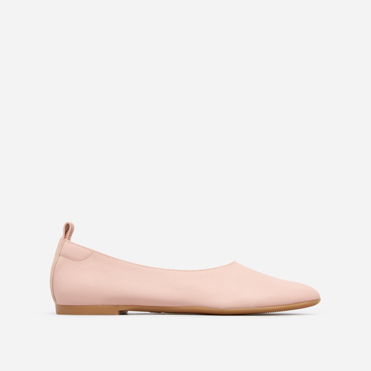 everlane-sustainable-fashion-wearable-every-day