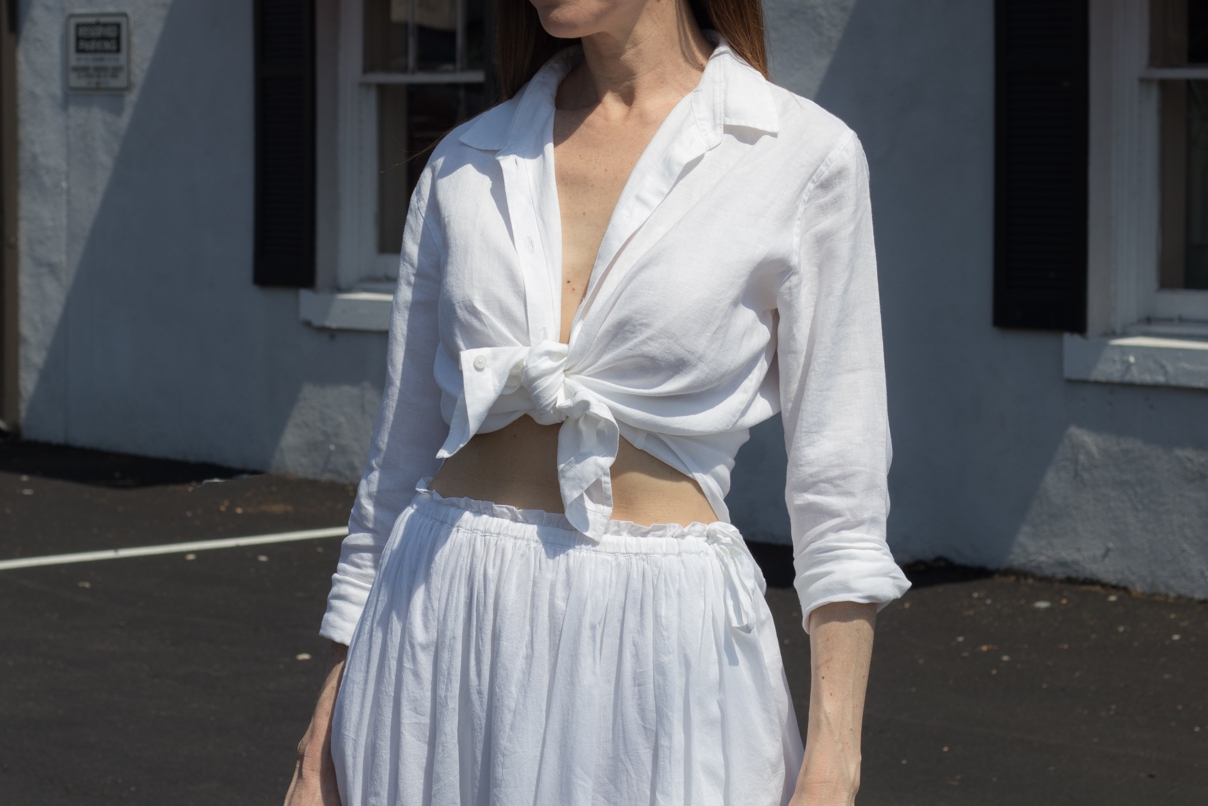 everlane-white-linen-shirt