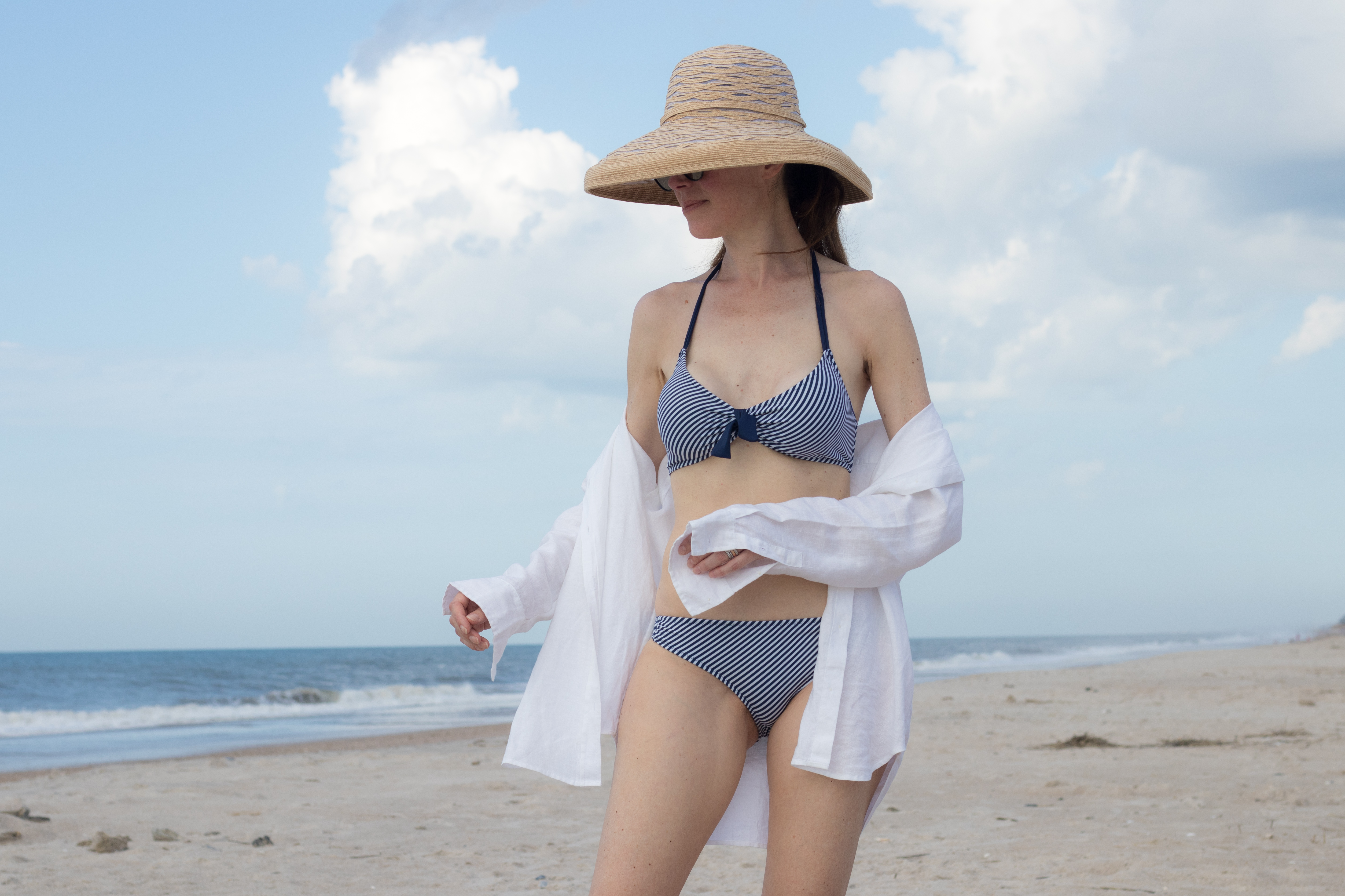 everlane-white-linen-shirt-the-white-company-london-bikini