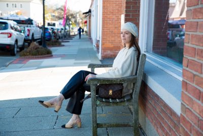 cream-cashmere-beret-over-sized-chunky-cardigan-leather-pants-chanel-two-tone-slingback-shoes-louis-vuitton-metis-bag